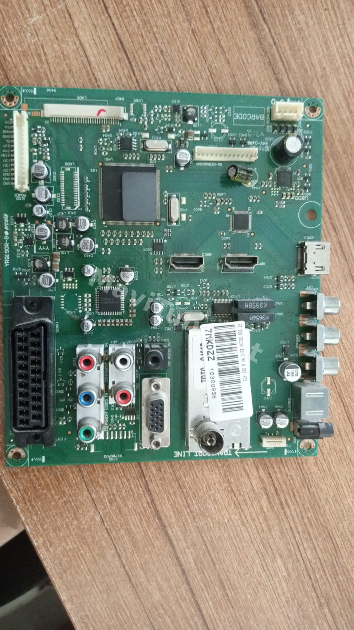 Arçelik TV82-203 3HD Main Board , YRQ190R-8 , 7MKDZZ , LTA320AP06